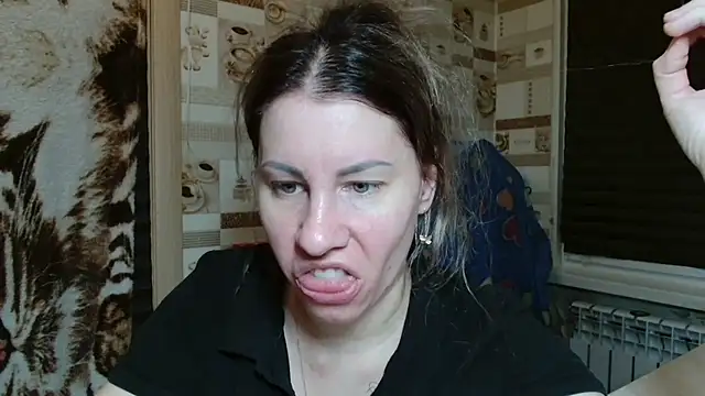 TherestlessKitty online show from 03/18/26, 10:21