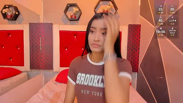 Snapshot of Karoll014 chatting on 10/29/25, 12:37 Karoll014 online show from 10/29/25, 12:37