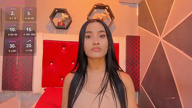 Snapshot of Karoll014 chatting on 10/23/25, 02:27 Karoll014 online show from 10/23/25, 02:27