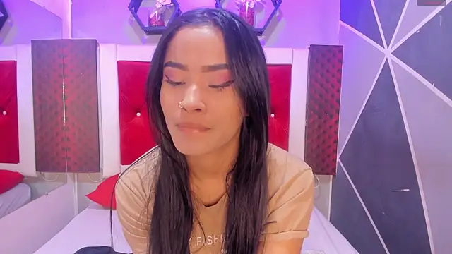 Snapshot of Karoll014 chatting on 12/02/25, 12:07 Karoll014 online show from 12/02/25, 12:07