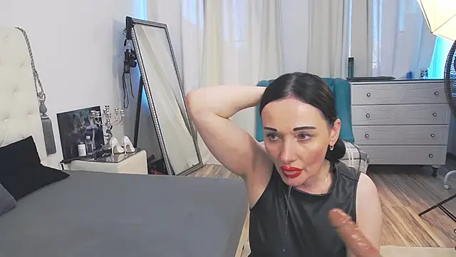 AlinaOnly online show from 11/15/25, 11:14