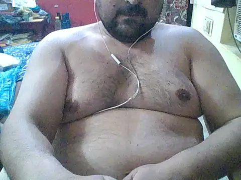 ARYANAVAILABLE online show from 03/14/26, 07:31