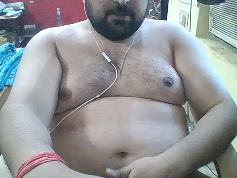 Snapshot of ARYANAVAILABLE chatting on 09/22/25, 10:43 ARYANAVAILABLE online show from 09/22/25, 10:43
