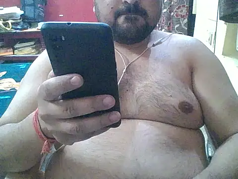 ARYANAVAILABLE online show from 10/25/25, 11:27