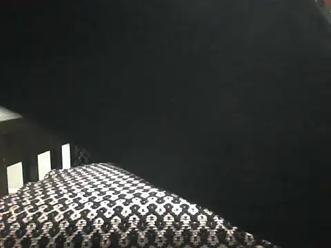 ARYANAVAILABLE online show from 05/04/26, 01:03