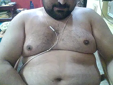 ARYANAVAILABLE online show from 11/04/25, 10:02