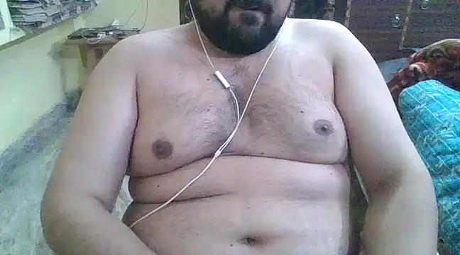 Snapshot of ARYANAVAILABLE chatting on 03/03/25, 10:42 ARYANAVAILABLE online show from 03/03/25, 10:42