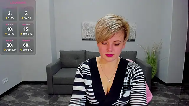 Julia Wilsone online show from 03/04/25, 12:33