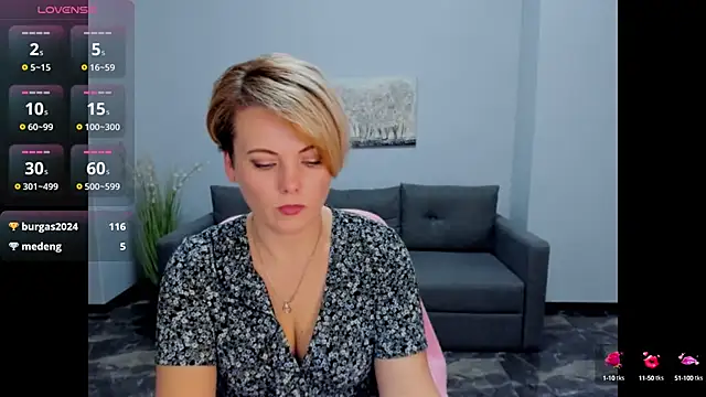 Julia Wilsone online show from 03/02/25, 09:54