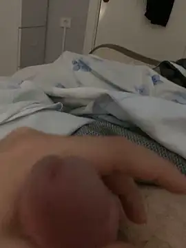 Erenn34 online show from 09/19/25, 10:03