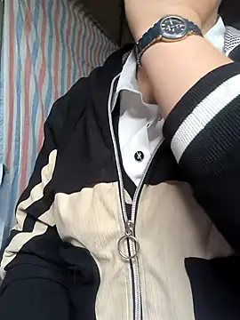 Sweetlove 77 online show from 11/17/25, 02:15