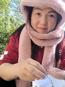 Sweetlove 77 online show from 11/29/25, 02:01