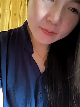 Sweetlove 77 online show from 10/18/25, 02:13