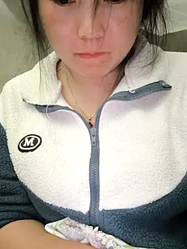 Sweetlove 77 online show from 10/24/25, 01:21