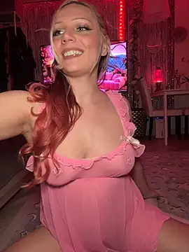 Snapshot of avacrush chatting on 02/14/26, 04:23 avacrush online show from 02/14/26, 04:23