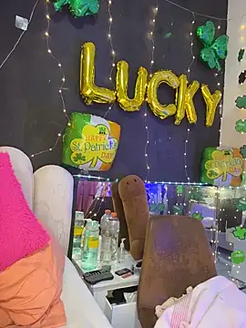 AlisonHoot69 online show from 03/18/26, 10:21