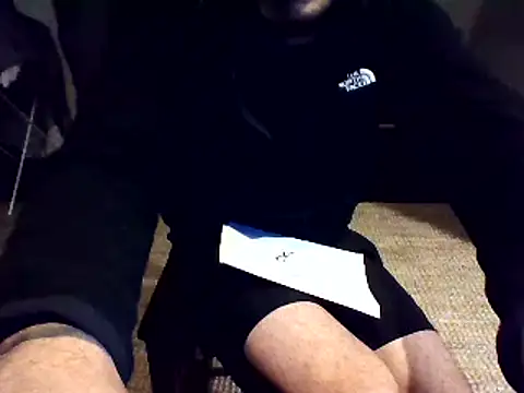 Snapshot of tengocanicas chatting on 01/07/25, 11:05 tengocanicas online show from 01/07/25, 11:05