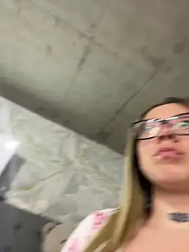 Cristal v 1 online show from 04/21/26, 04:30