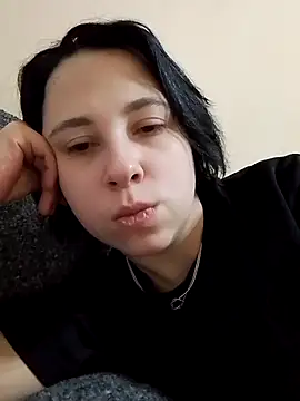 Gussie Bridie online show from 10/12/25, 06:04