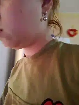 Gussie Bridie online show from 11/11/25, 07:36