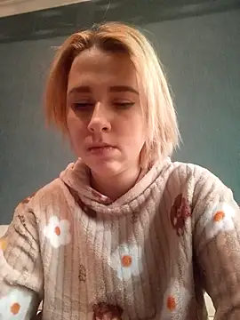 Gussie Bridie online show from 03/03/25, 02:17