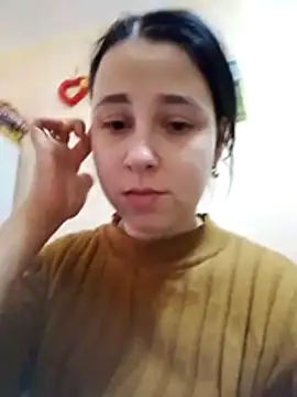 Gussie Bridie online show from 10/22/25, 04:34