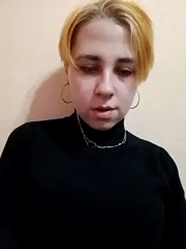 Gussie Bridie online show from 02/17/26, 05:27