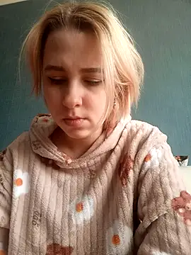 Gussie Bridie online show from 03/04/25, 10:24