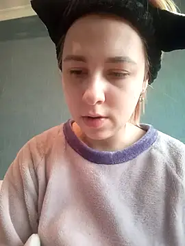 Gussie Bridie online show from 03/02/25, 06:16