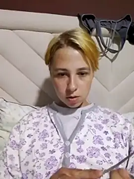 Gussie Bridie online show from 04/11/26, 09:57