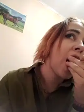 Gussie Bridie online show from 11/24/25, 06:57