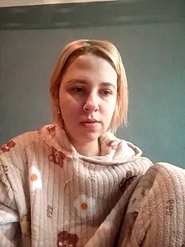 Gussie Bridie online show from 03/03/25, 06:42