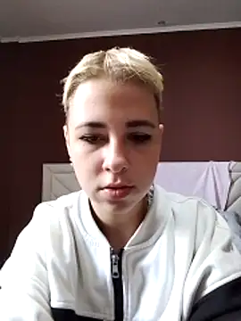 Snapshot of Gussie_Bridie chatting on 05/18/26, 06:29 Gussie Bridie online show from 05/18/26, 06:29