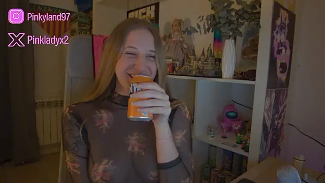 Pinkyladyxxx online show from 02/07/26, 08:28