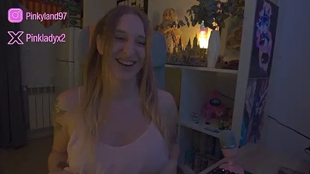 Pinkyladyxxx online show from 02/22/26, 08:32