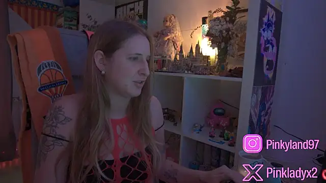 Pinkyladyxxx online show from 03/08/26, 03:37