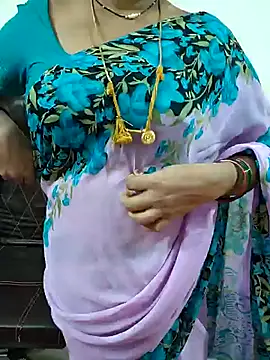 Snapshot of Telugu_Romanticteacher chatting on 04/08/26, 04:58 Telugu Romanticteacher online show from 04/08/26, 04:58