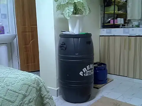 jeyberrie online show from 12/18/25, 10:46