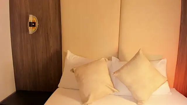 nicky peyton online show from 02/25/26, 02:56