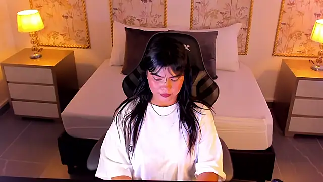 nicky peyton online show from 09/23/25, 02:40