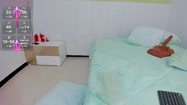 Snapshot of litzy_skinny chatting on 10/26/25, 08:48 litzy skinny online show from 10/26/25, 08:48