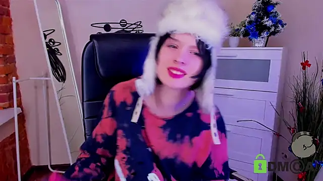 Snapshot of Alina_Mills chatting on 12/30/24, 01:36 Alina Mills online show from 12/30/24, 01:36