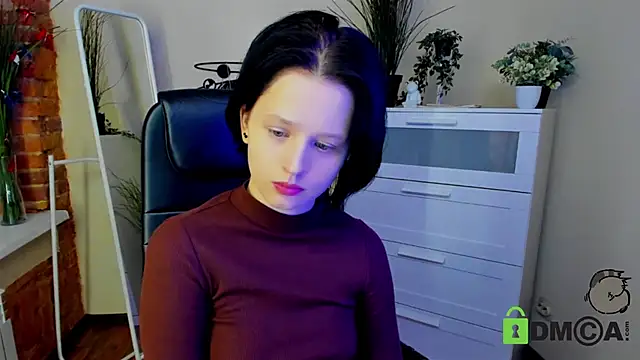 Snapshot of Alina_Mills chatting on 01/17/25, 03:00 Alina Mills online show from 01/17/25, 03:00