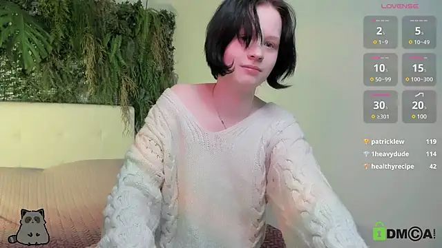 Snapshot of Alina_Mills chatting on 01/31/25, 06:57 Alina Mills online show from 01/31/25, 06:57