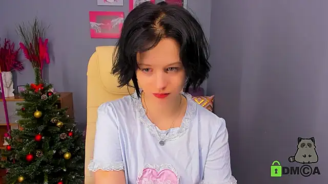 Snapshot of Alina_Mills chatting on 12/25/24, 11:33 Alina Mills online show from 12/25/24, 11:33