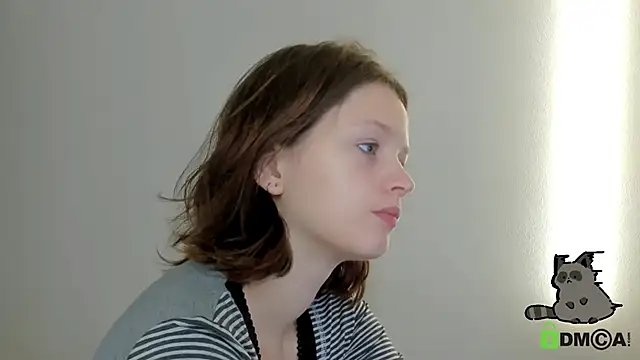 Snapshot of Alina_Mills chatting on 09/10/25, 08:35 Alina Mills online show from 09/10/25, 08:35
