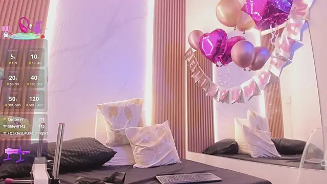 juicy led  online show from 03/15/25, 05:26