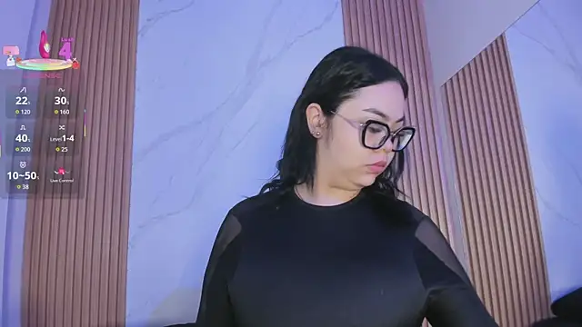 juicy led  online show from 11/22/25, 11:09