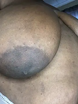 bustytitsxxx online show from 05/22/26, 09:18