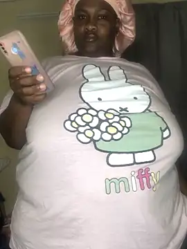 bustytitsxxx online show from 06/19/26, 10:04